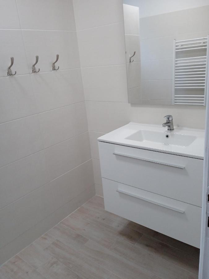 Ti Korelo Maison Plelauff 5 Chambres Eksteriør billede