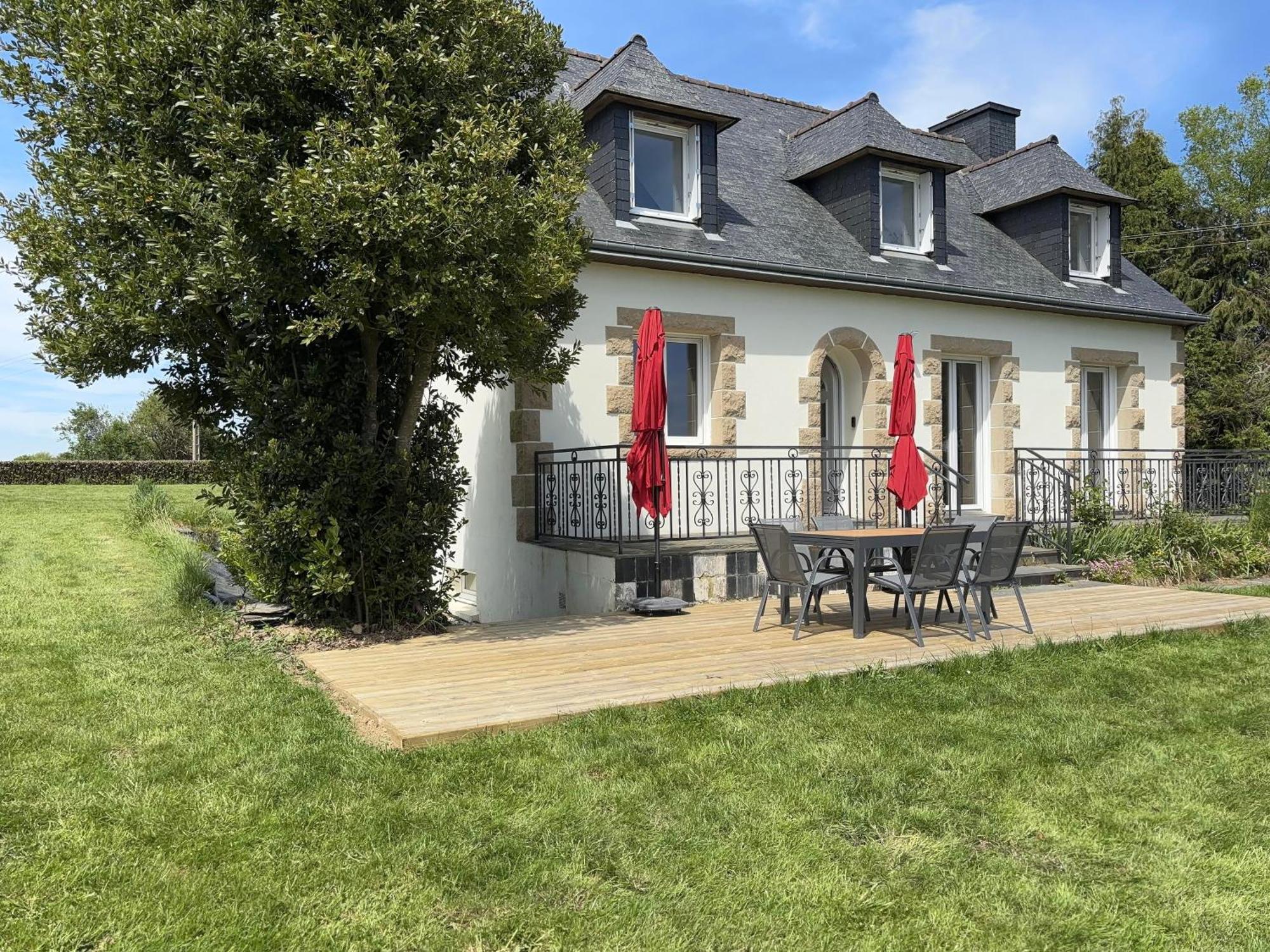 Ti Korelo Maison Plelauff 5 Chambres Eksteriør billede
